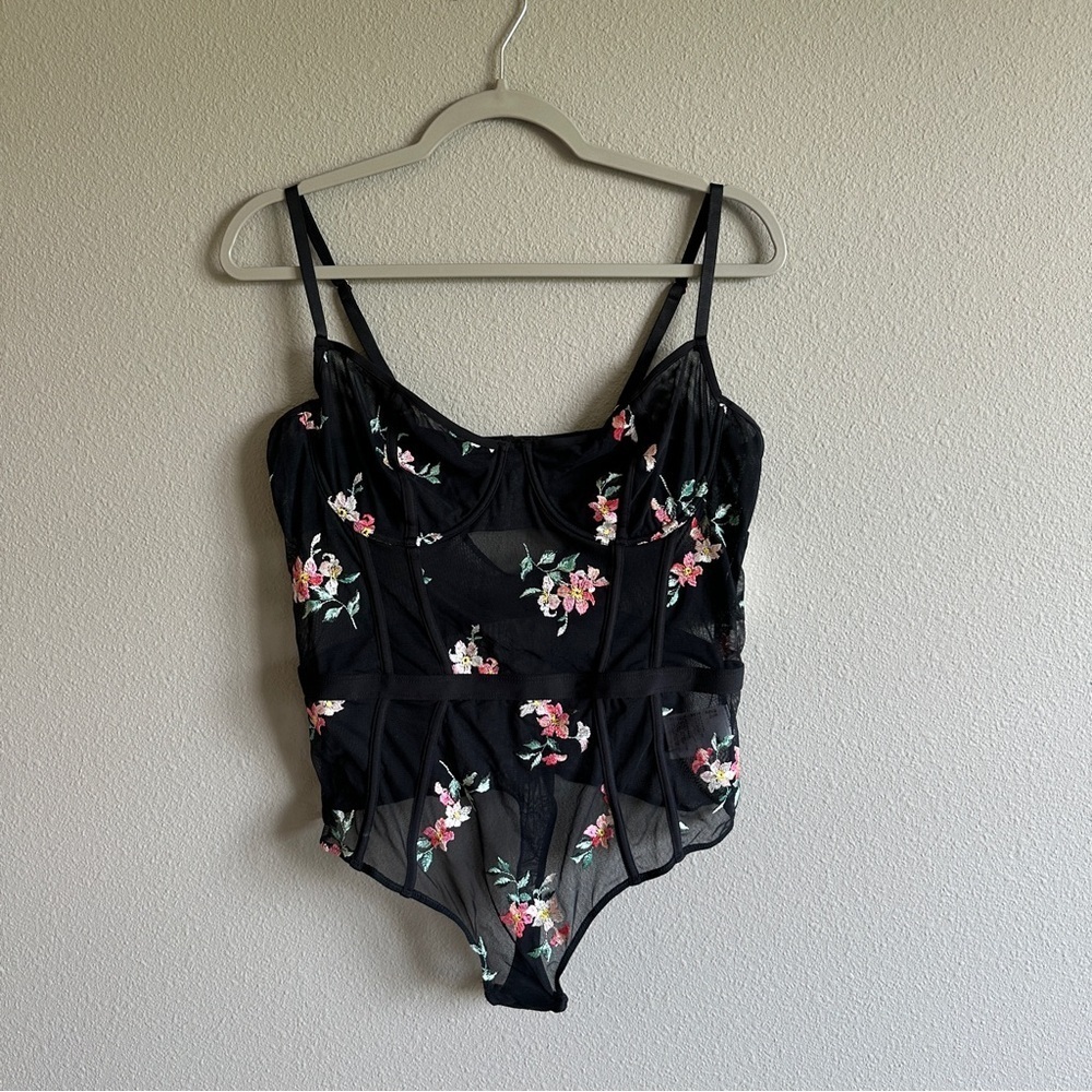 NWT INC Black Mesh Floral Embroidered Structured Teddy Lingerie XL